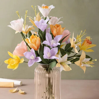 Lenteboeket van Crepepapier &ndash; Complete hobbyset voor een fris voorjaarsboeket