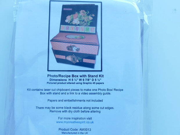 Photo/Recipe Box with Stand Kit