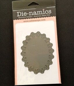 Die-namics Oval Dainty Doily