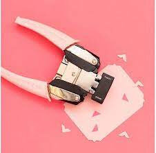  WeR memory Crop-A-Dile  Corner Chomper Stub & Deco 